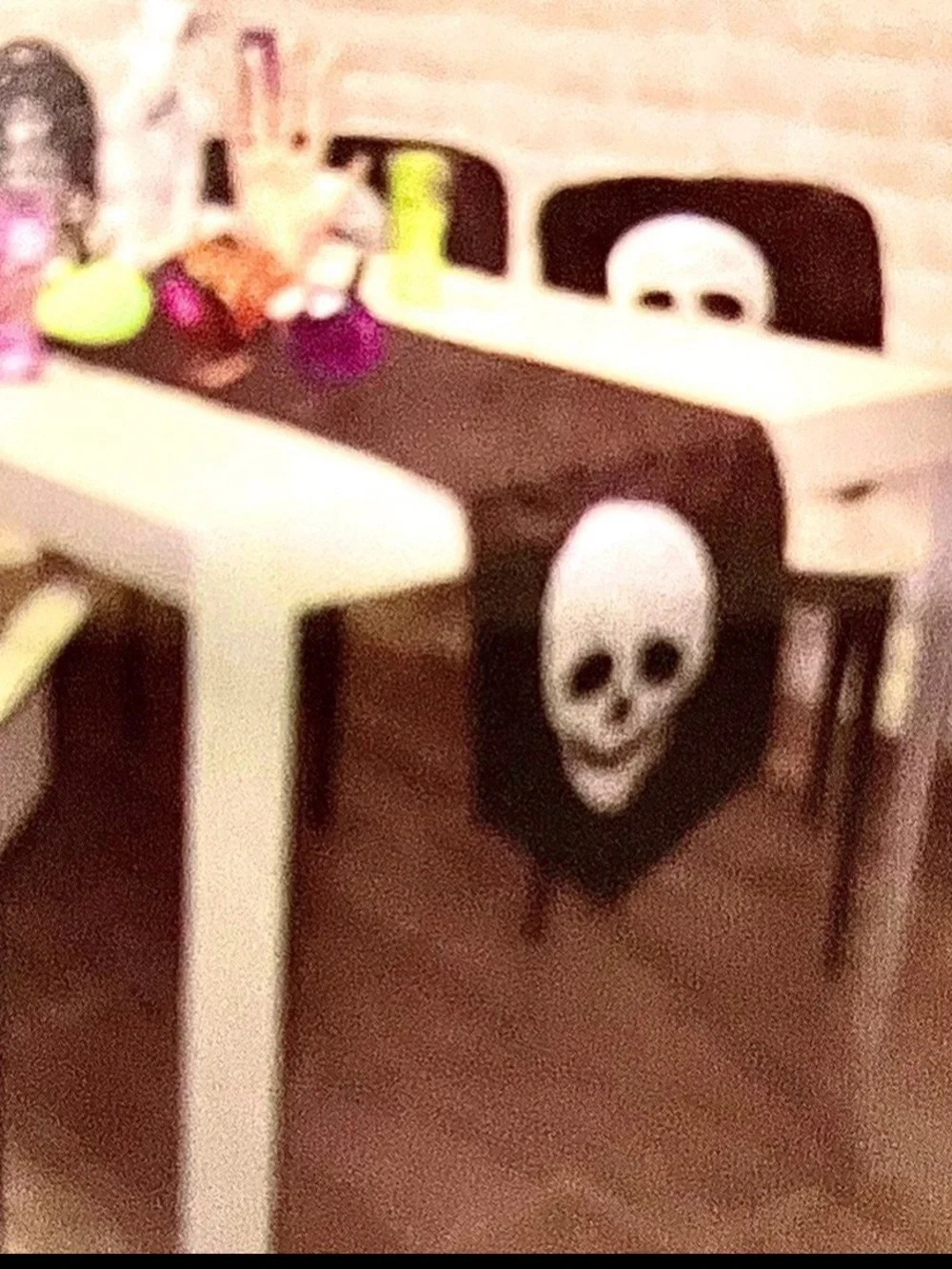 Skeleton skull table runner - Halloween table decor